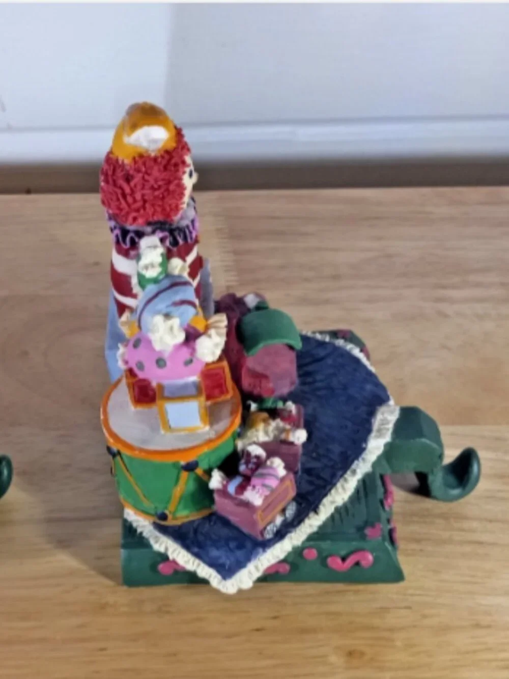 Dayton Hudson Set 2 Christmas Stocking Holders Clown Toy Train Heavy Resin